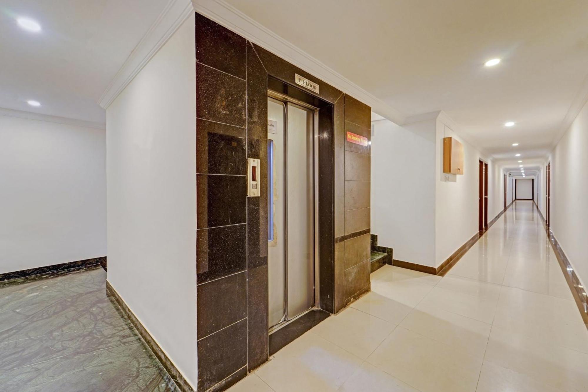 Hotel Collection O Mount Road Rich Mount Near Marina Beach Chennai Esterno foto